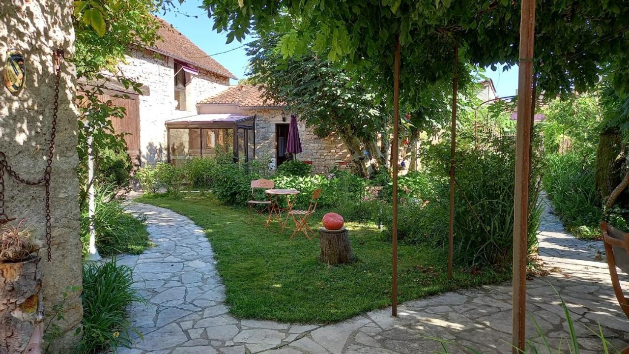 Le Clos De La Roseraie Bed & Breakfast